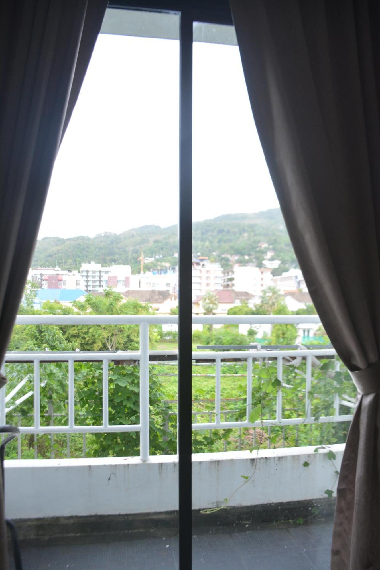 Chilli Salza Patong Otel Dış mekan fotoğraf