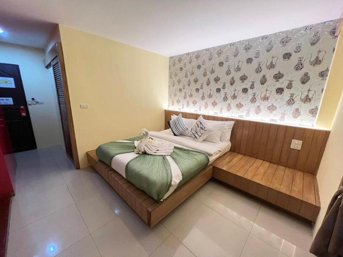 Chilli Salza Patong Otel Dış mekan fotoğraf